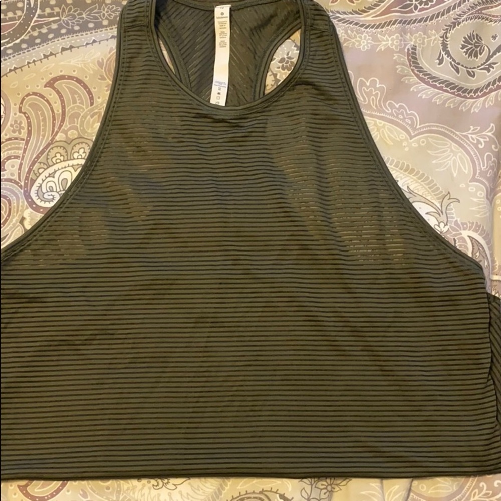 Lululemon tank